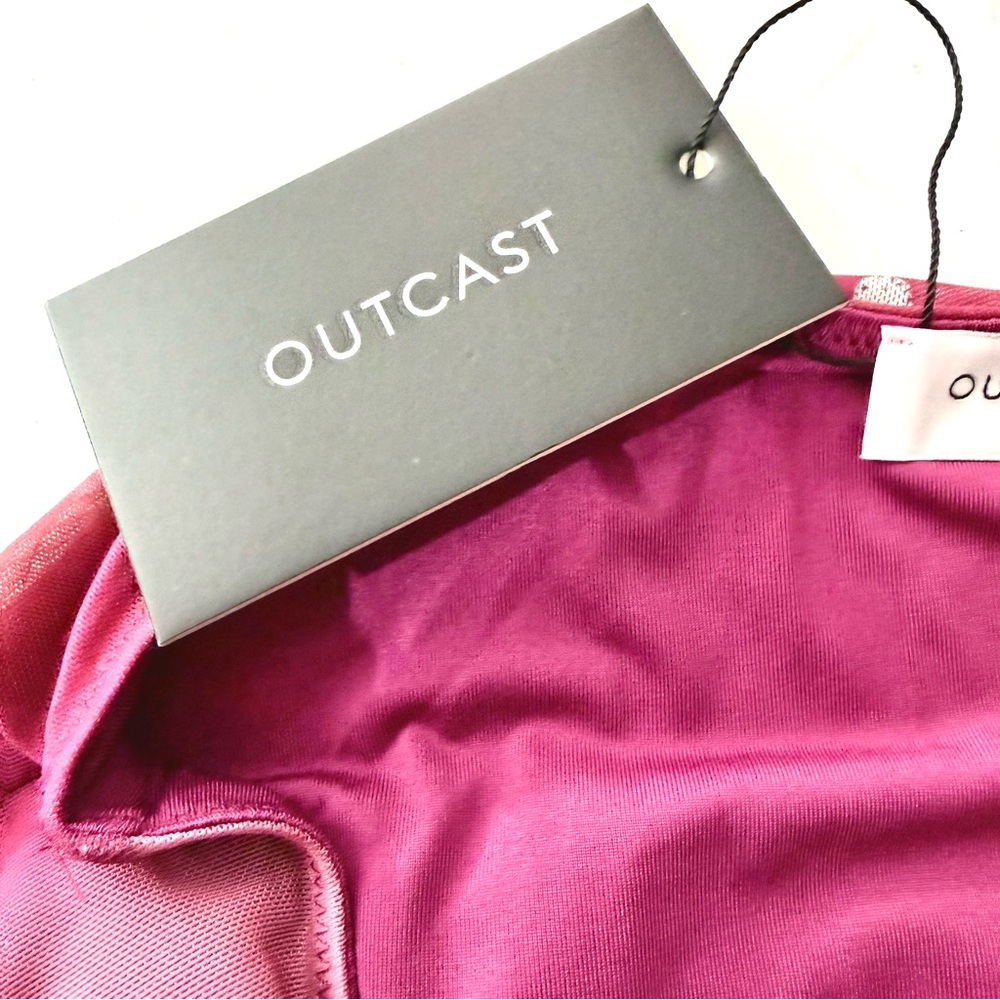 NWT Outcast “Eliza” Vibrant Pink/Magenta Floral Rose Print Mini Skirt Size Small - Picture 11 of 15